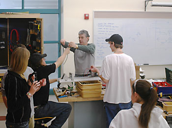 2006Building_16